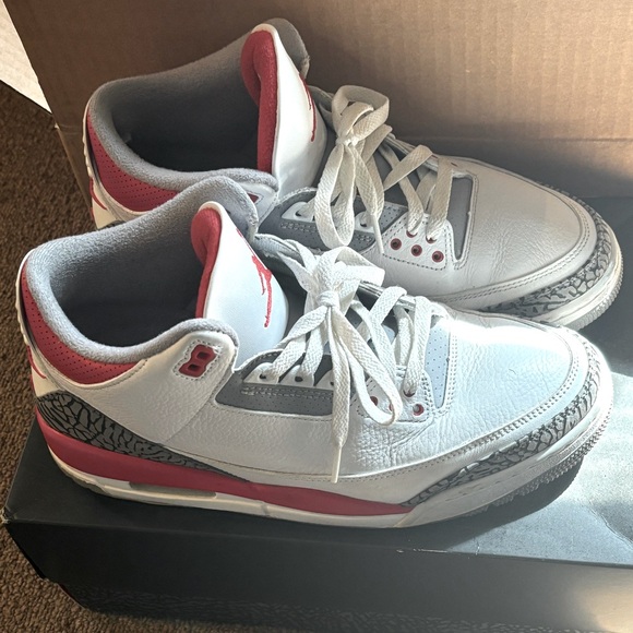 Air Jordan Retro 3 - Picture 1 of 6